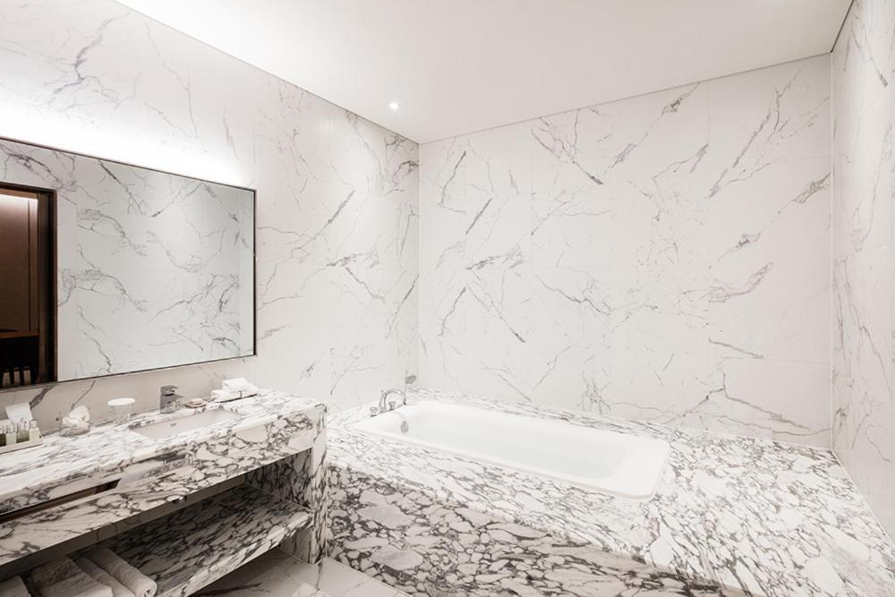 Hotel Ramada By Wyndham Sindorim Seoul