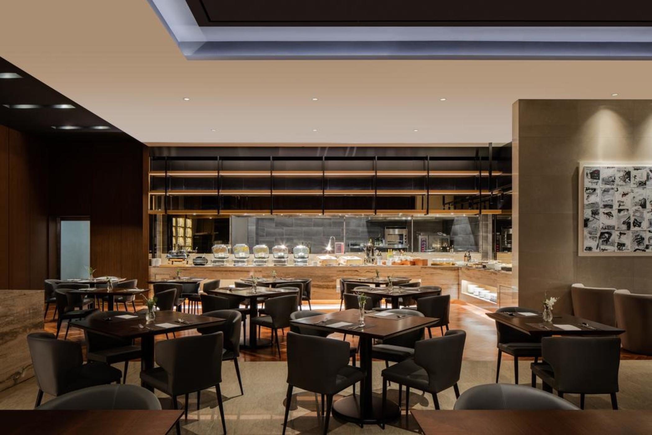 Ramada By Wyndham Sindorim Hotel